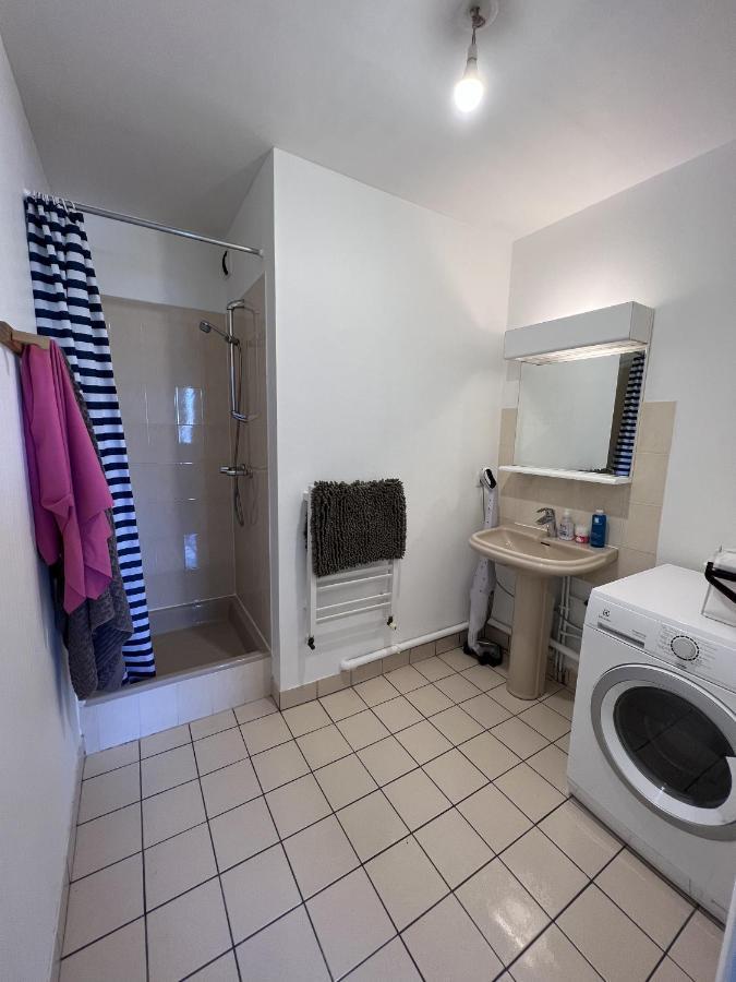 Appartement Accueillant, Tres Bien Situe Nantes Exterior foto